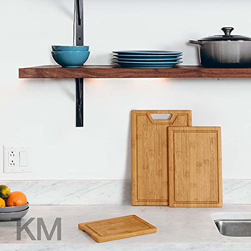 KITCHENMAPE Schneidebretter aus Bambus mit Saftrille - 37x24cm / 31x20cm / 23x15cm - 3 teiliges Schneidebrett Set - Küchenbrett extra groß - Holzbretter ideal zum Kochen - perfekt für Deine Küche