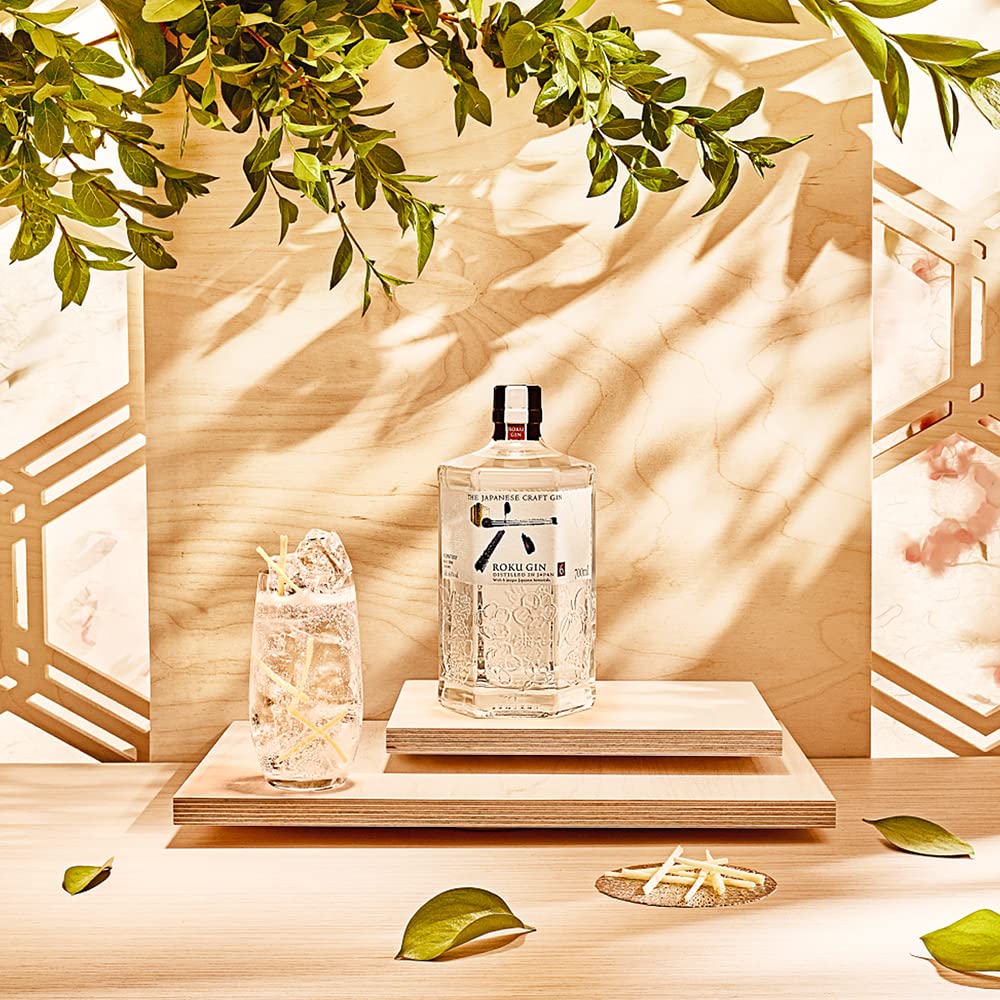 ROKU GIN mit 6 japanischen Botanicals