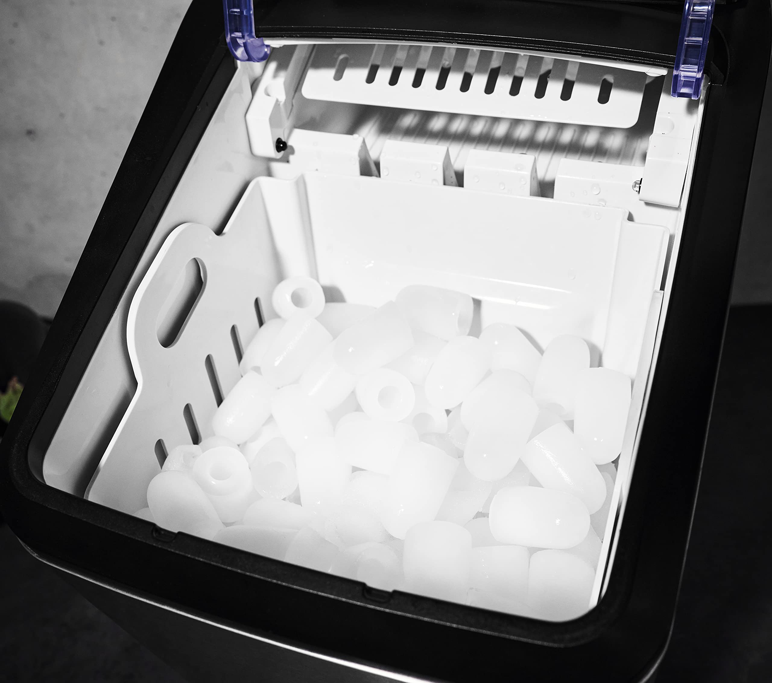 Eiswürfelbereiter Bartender Pro